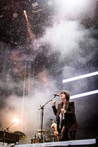 2022-06-10 - Sharon Van Etten från Rosendal Garden Party, Stockholm