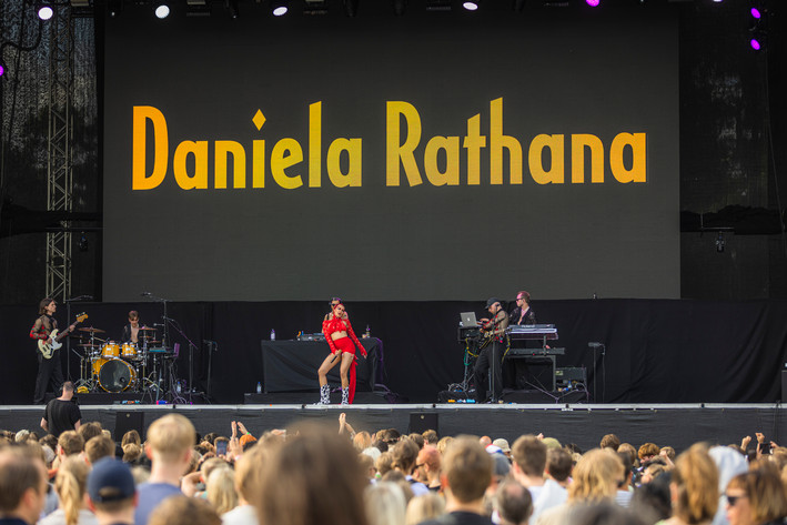 2022-06-11 - Daniela Rathana från Rosendal Garden Party, Stockholm