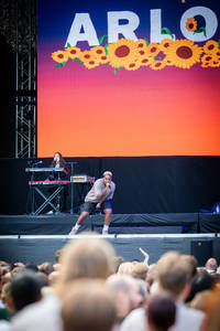 2022-06-11 - Arlo Parks från Rosendal Garden Party, Stockholm