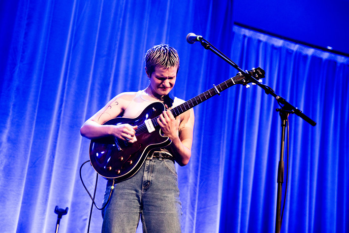 2022-06-14 - Big Thief från Filadelfia, Stockholm