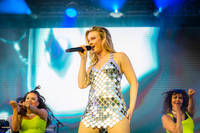 2022-06-22 - Zara Larsson från Gröna Lund, Stockholm