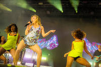 2022-06-22 - Zara Larsson från Gröna Lund, Stockholm