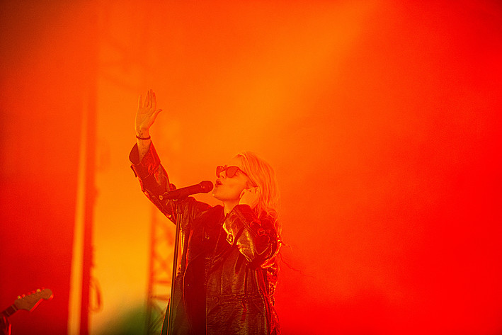 2022-06-30 - Sky Ferreira från Roskildefestivalen, Roskilde