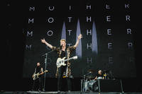 2022-07-01 - Mother Mother från Lollapalooza, Stockholm