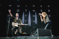2022-07-01 - Mother Mother från Lollapalooza, Stockholm