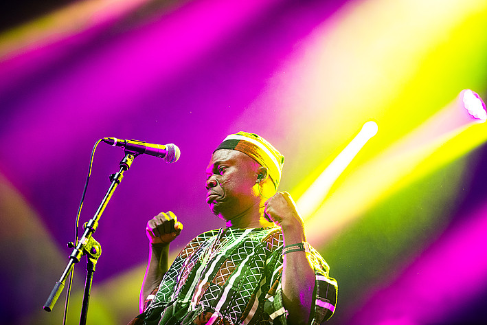 2022-06-30 - Alogte Oho & His Sounds Of Joy från Roskildefestivalen, Roskilde