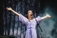 2022-07-02 - Mitski från Lollapalooza, Stockholm