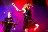 2022-06-30 - CHVRCHES från Roskildefestivalen, Roskilde