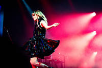 2022-06-30 - CHVRCHES från Roskildefestivalen, Roskilde