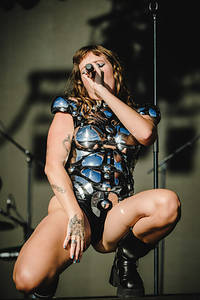 2022-07-02 - Tove Lo från Lollapalooza, Stockholm