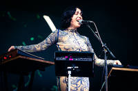 2022-07-02 - Kelly Lee Owens från Roskildefestivalen, Roskilde