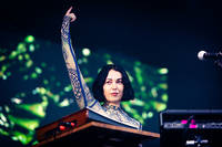 2022-07-02 - Kelly Lee Owens från Roskildefestivalen, Roskilde