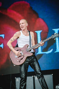 2022-07-03 - Wolf Alice från Lollapalooza, Stockholm