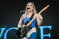 2022-07-03 - Wolf Alice från Lollapalooza, Stockholm