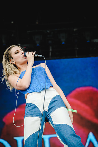 2022-07-03 - Wolf Alice från Lollapalooza, Stockholm