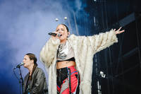 2022-07-03 - Miriam Bryant från Lollapalooza, Stockholm