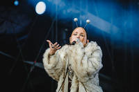 2022-07-03 - Miriam Bryant från Lollapalooza, Stockholm
