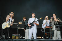 2022-07-03 - Miriam Bryant från Lollapalooza, Stockholm
