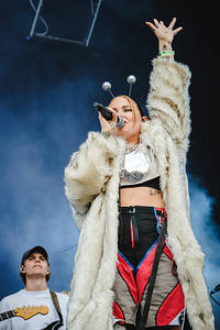 2022-07-03 - Miriam Bryant från Lollapalooza, Stockholm