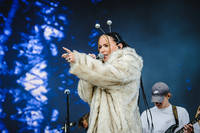 2022-07-03 - Miriam Bryant från Lollapalooza, Stockholm