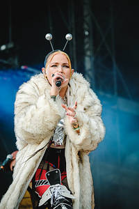 2022-07-03 - Miriam Bryant från Lollapalooza, Stockholm