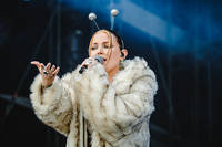 2022-07-03 - Miriam Bryant från Lollapalooza, Stockholm
