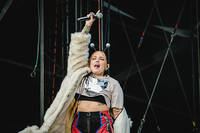 2022-07-03 - Miriam Bryant från Lollapalooza, Stockholm