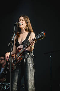 2022-07-03 - Haim från Lollapalooza, Stockholm