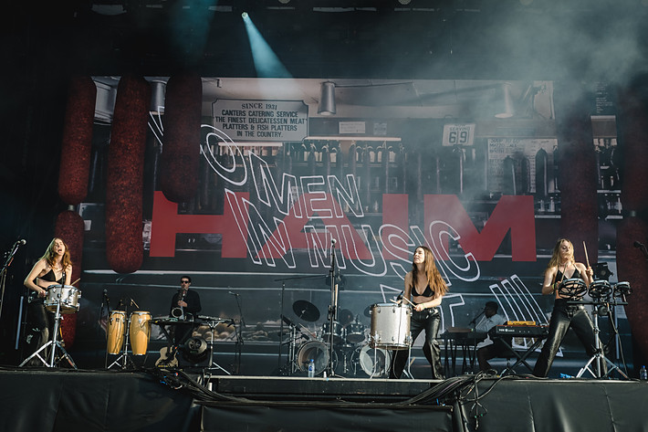 2022-07-03 - Haim från Lollapalooza, Stockholm