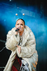 2022-07-03 - Miriam Bryant från Lollapalooza, Stockholm