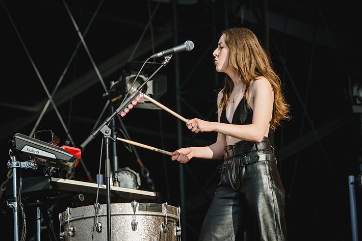 2022-07-03 - Haim från Lollapalooza, Stockholm