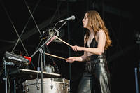 2022-07-03 - Haim från Lollapalooza, Stockholm