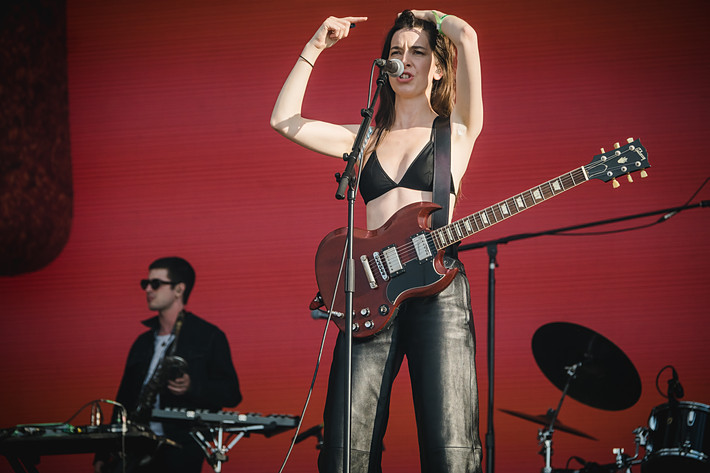 2022-07-03 - Haim från Lollapalooza, Stockholm