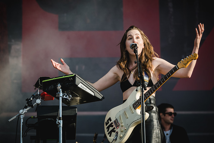 2022-07-03 - Haim från Lollapalooza, Stockholm