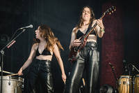2022-07-03 - Haim från Lollapalooza, Stockholm