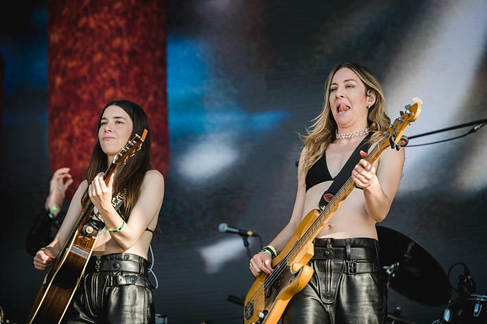 2022-07-03 - Haim från Lollapalooza, Stockholm