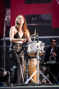 2022-07-03 - Haim från Lollapalooza, Stockholm