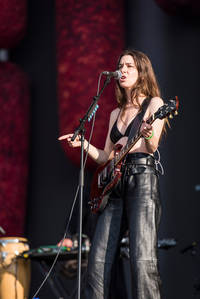 2022-07-03 - Haim från Lollapalooza, Stockholm