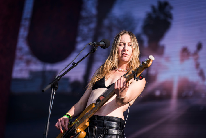 2022-07-03 - Haim från Lollapalooza, Stockholm