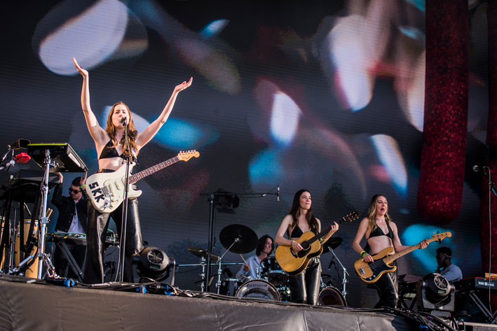 2022-07-03 - Haim från Lollapalooza, Stockholm