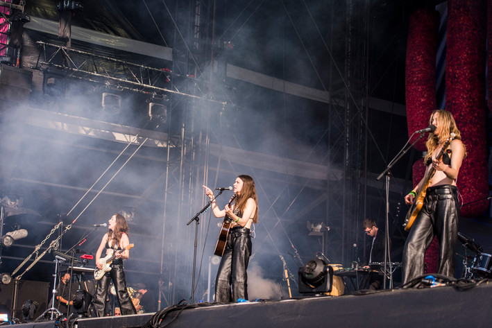 2022-07-03 - Haim från Lollapalooza, Stockholm