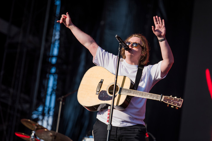2022-07-03 - Lewis Capaldi från Lollapalooza, Stockholm