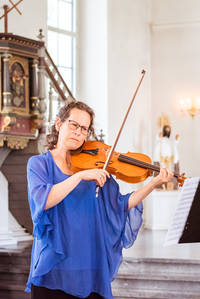 2022-07-06 - Malin Broman & Simon Crawford-Phillips från Södra Mellby Kyrka, Kivik
