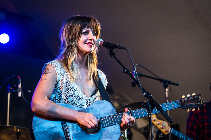 2022-08-11 - Anais Mitchell från Way Out West, Göteborg