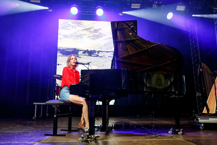 2022-08-12 - Frida Hyvönen från Way Out West, Göteborg