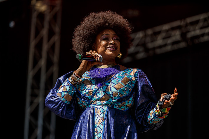 2022-08-12 - Oumou Sangaré från Way Out West, Göteborg