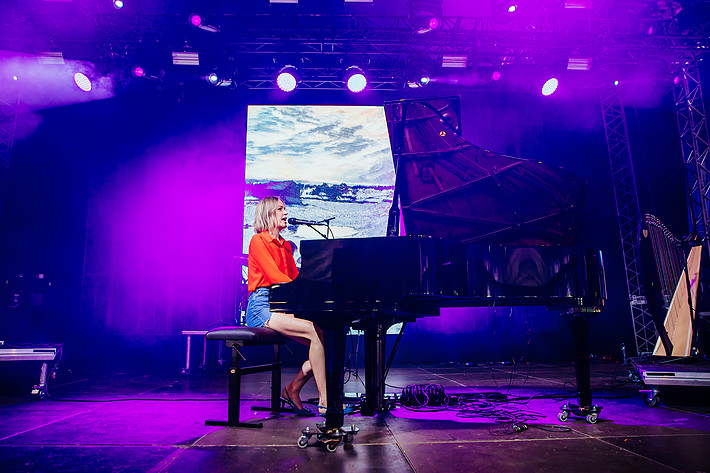 2022-08-12 - Frida Hyvönen från Way Out West, Göteborg