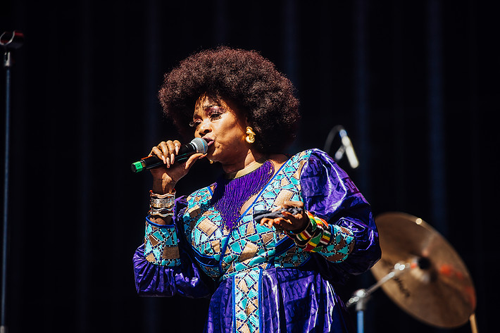 2022-08-12 - Oumou Sangaré från Way Out West, Göteborg