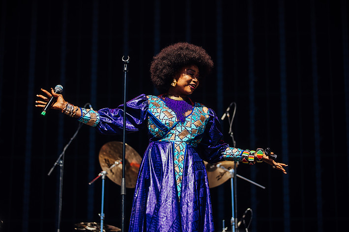 2022-08-12 - Oumou Sangaré från Way Out West, Göteborg