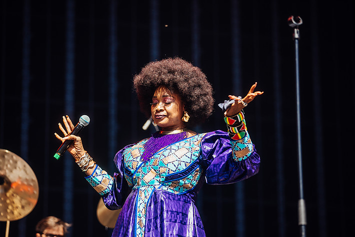 2022-08-12 - Oumou Sangaré från Way Out West, Göteborg